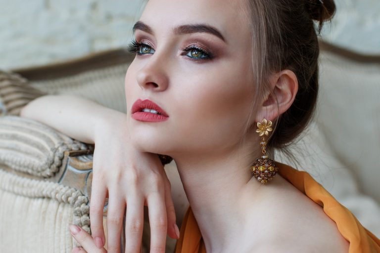 niesamowite, nowe stylizacje dla kobiet w modzie